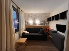 Studio lumineux avec balcon et parking